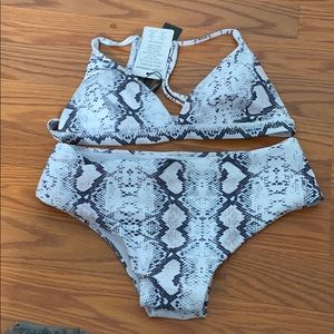Bikini top and bottom. Snake print